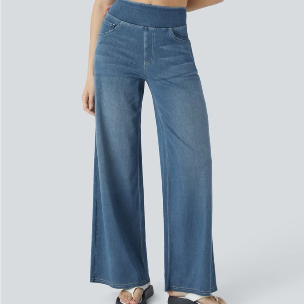 Halara High Waisted Baggy Wide Leg Jeans NWT  M